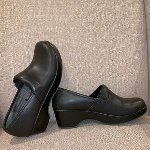 Jambu Cordoba Clogs - Black